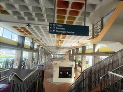 Bukit Batok Central (D23), Shop House #569191991